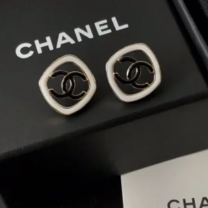 Replica Womens Jewelry Chanel Oval Black CC Logo Earrings A39PP110 AA179570