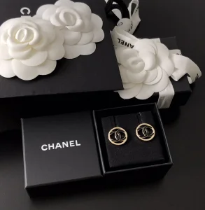 Replica Womens Jewelry Chanel Round Black CC Logo Earrings A39PP110 AA179572
