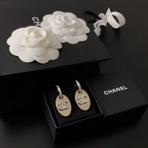 Replica Womens Jewelry Chanel Crystals CC Oval Earrings A39PP130 AA179759
