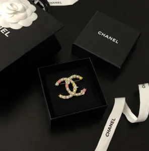 Replica Womens Jewelry Chanel CC Logo Brooch A39PP140 AA180233