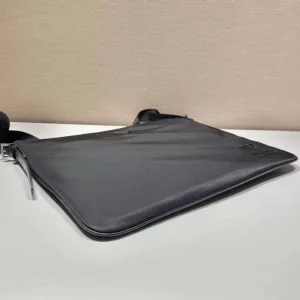 Replica Mens Handbags Prada Black Re Nylon Messenger Bag 44x34CM A104PP780 AA182138