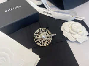 Replica Womens Jewelry Chanel Gold Round Charms Brooch A39PP140 AA182080