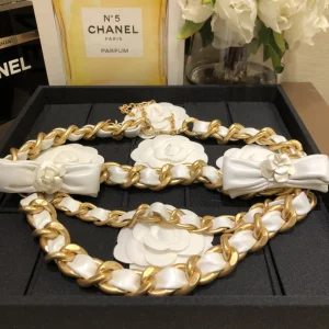 Chanel White Bow Leather Chain Belt 