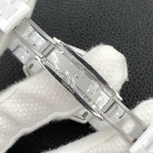 Replica Womens Watches Chanel VIP J12 White Dial Ladies Watch 33MM A184PP2180 AA184181