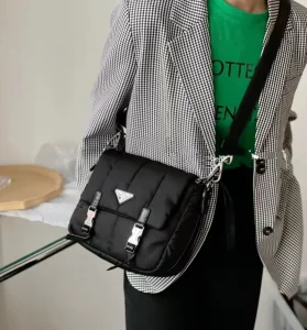 Replica Mens Handbags Prada Black Re Nylon Messenger Bag 29x22x10CM A141PP980 AA185315