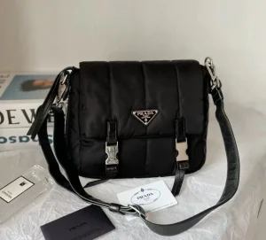 Replica Mens Handbags Prada Black Re Nylon Messenger Bag 29x22x10CM A141PP980 AA185315
