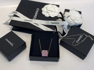 Replica Womens Jewelry Chanel Dice Pendant Necklace in Pink A39PP180 AA187117