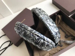 Replica Womens Handbags Bottega Veneta Chain Knot Clutch Bag 20CM A103PP1180 AA187302