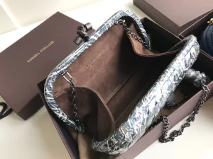 Replica Womens Handbags Bottega Veneta Chain Knot Clutch Bag 20CM A103PP1180 AA187302