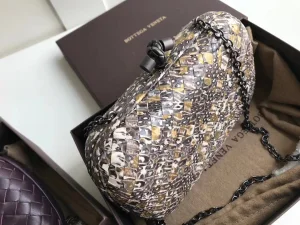 Replica Womens Handbags Bottega Veneta Chain Knot Clutch Bag 20CM A103PP1180 AA187303