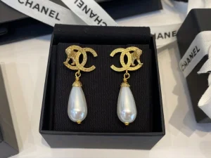 Replica Womens Jewelry Chanel Gold CC Lion Pearl Drop Earrings A39PP180 AA188121