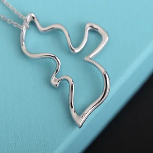 Replica Womens Jewelry Tiffany Diamonds Bird Pendant Necklace A205PP280 AA188568