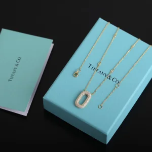 Replica Womens Jewelry Tiffany Diamonds Round Pendant Necklace A205PP280 AA188569