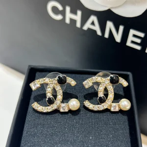 Replica Womens Jewelry Chanel Crystals CC Logo Earrings with Pearl A62P180 AA190388