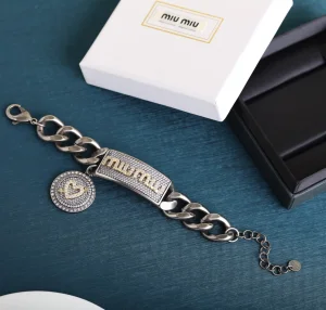 Essenceofluxury Womens Jewelry Miu Miu Pave Crystal Bracelet with Charm A205PP280 AA191658