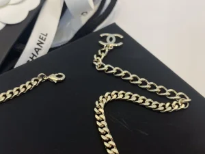Essenceofluxury Womens Jewelry Chanel CC Chain Necklace A39PP180 AA192617