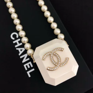 Essenceofluxury Womens Jewelry Chanel Airpods Case Necklace White A39PP380 AA193217