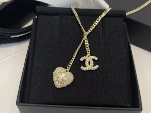 Essenceofluxury Womens Jewelry Chanel Chain Heart Necklace A39PP280 AA194247