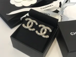 Essenceofluxury Womens Jewelry Chanel Crystals CC Logo Earrings A39PP180 AA194235