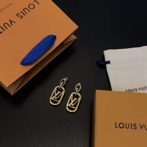 Essenceofluxury Womens Jewelry Louis Vuitton LV EDGE Double Earrings in Gold A39PP180 AA194567