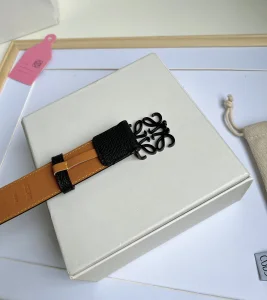 Essenceofluxury Womens Belts Loewe Anagram Leather Belt in Black Brown 32MM A175PP240 AA196048