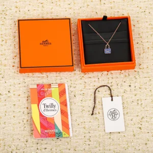 Essenceofluxury Womens Jewelry Hermes Amulettes Constance Necklaces in Blue A152PP380 AA196011