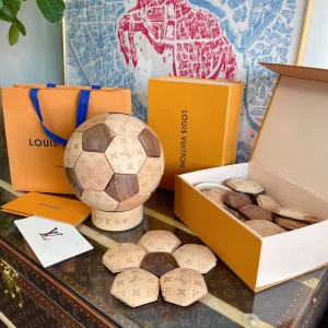Essenceofluxury Womens Accessories Louis Vuitton Wooden Football GI0661 A130PP1280 AA196350
