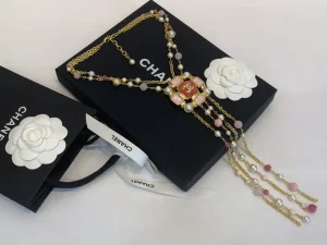 Essenceofluxury Womens Jewelry Chanel Vintage Pearls Necklaces A39PP380 AA196728
