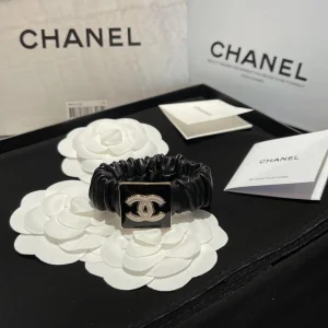 Essenceofluxury Womens Jewelry Chanel CC Logo Leather Hair Accessory A173PP180 AA196998