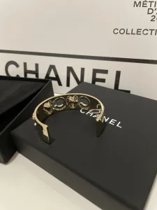 Essenceofluxury Womens Jewelry Chanel Pearls Coco Heart Open Cut Bracelets A152PP280 AA197823