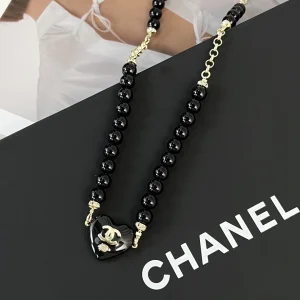 Essenceofluxury Womens Belts Chanel Crystals CC Logo Heart Pearls Belt A62PP280 AA199263