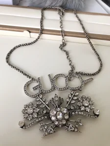 Essenceofluxury Womens Jewelry Gucci Crystals Guccy Pendant Necklaces A152PP280 AA199536