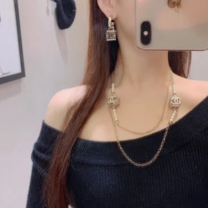 Essenceofluxury Womens Jewelry Chanel Chain Pearls Long Necklaces A39PP380 AA200217