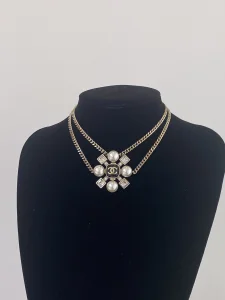 Essenceofluxury Womens Jewelry Chanel Chain Pendant Choker Necklace Gold A39PP280 AA200213