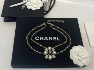 Essenceofluxury Womens Jewelry Chanel Chain Pendant Choker Necklace Gold A39PP280 AA200213