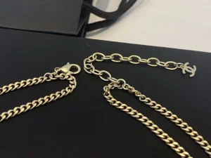 Essenceofluxury Womens Jewelry Chanel Chain Pendant Choker Necklace Gold A39PP280 AA200213