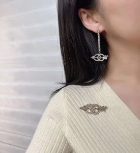 Essenceofluxury Womens Jewelry Chanel Crystals CC Logo Brooch A39PP180 AA200209