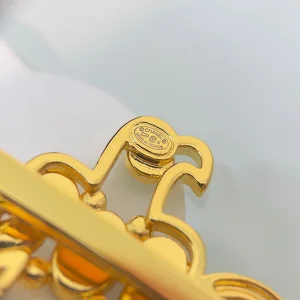 Essenceofluxury Womens Jewelry Chanel Gold CC Logo Hair Clip A39PP180 AA200620