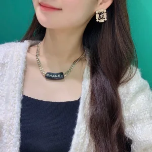 Essenceofluxury Womens Jewelry Chanel Monogram Logo Chain Necklaces A39PP180 AA200925