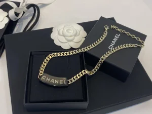 Essenceofluxury Womens Jewelry Chanel Monogram Logo Chain Necklaces A39PP180 AA200925