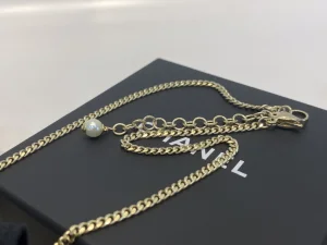 Essenceofluxury Womens Jewelry Chanel Crystals CC Heart Pendant Necklaces A39PP180 AA201412