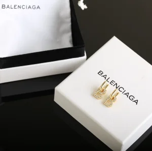 Essenceofluxury Womens Jewelry Balenciaga B Chain XS Gold Earrings A205PP180 AA201643
