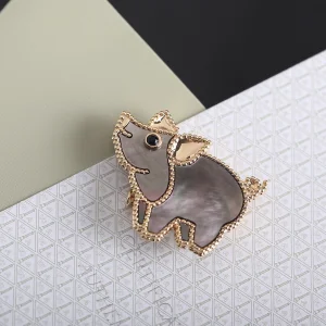 Van Cleef Arpels Lucky Animals Pig Brooch 