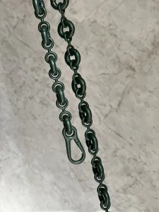 Essenceofluxury Womens Strap You Loewe Donut Chain Shoulder Strap in Green A104PP280 AA201983