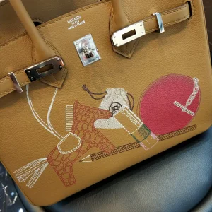 Essenceofluxury Womens Handbags Hermes Birkin 25 Tan Swift Bag 25CM A05PP3880 AA205084