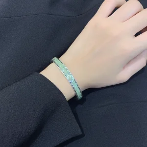 Gucci Interlocking G Bangle Bracelet