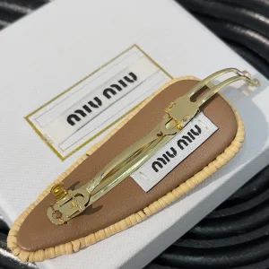 Miu Miu Logo Beige Raffia Hiar Clips