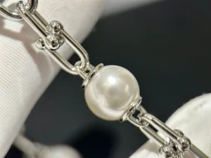 Tiffany Hardwear Pearls Bracelets