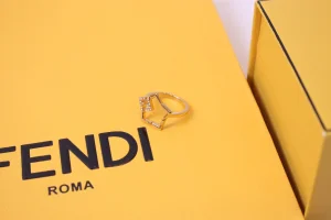 Fendi Crystal FF Slim Star Rings Gold
