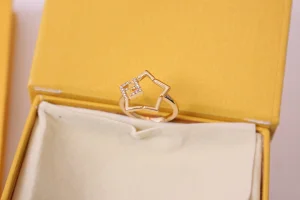 Fendi Crystal FF Slim Star Rings Gold